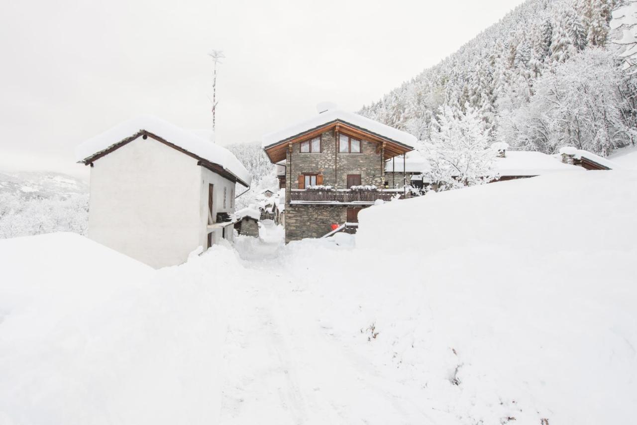 Casa Vacanze Grand-Haury Da Andrea Арв'є Екстер'єр фото